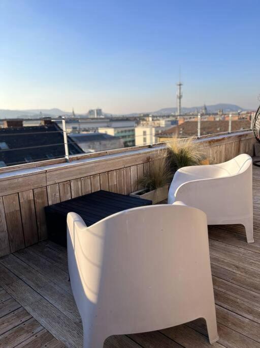 Elegant Rooftop Studio With Shared Terrace And Jacuzzi Apartament *